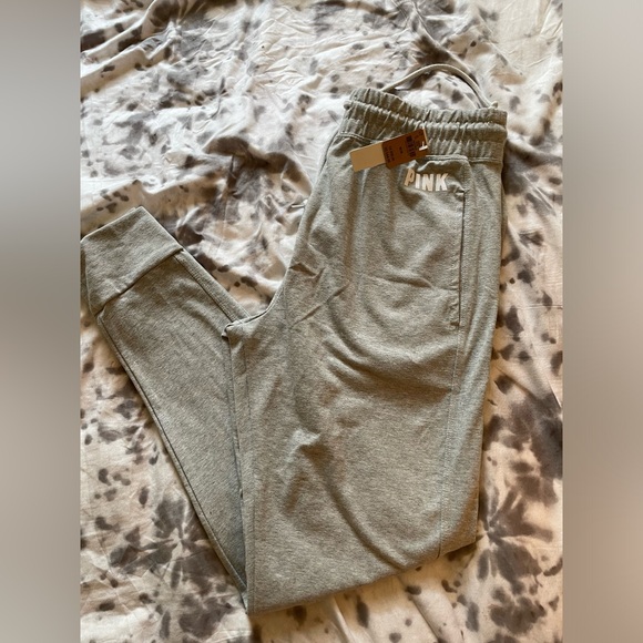 VS PINK NWT GRAY HIGH WAIST JOGGERS - Picture 2 of 8